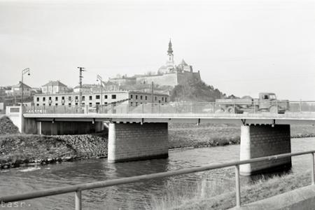 Rok 1958: Pod Nitrianskym hradom rastie nová obytná štvrť