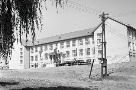 Rok 1959: Aj školáci z Východnej sa budú učiť v novej škole