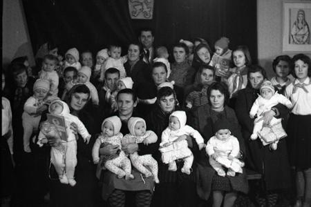 Rok 1965: V Papradne uvítali do života 54 novorodeniatok