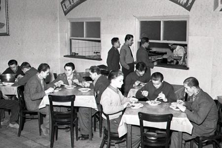 Rok 1952: Výchova pracovných rezerv pre bane