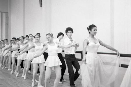 Rok 1982:Slávnostné otvorenie prvej Hudobnej a tanečnej školy v ČSSR