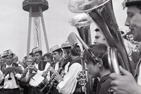 Rok 1972: Otvorili Most SNP v Bratislave