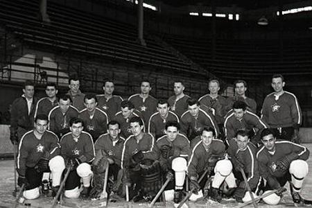 Rok 1959: Československí hokejisti začali s prípravou na majstrovstvá sveta