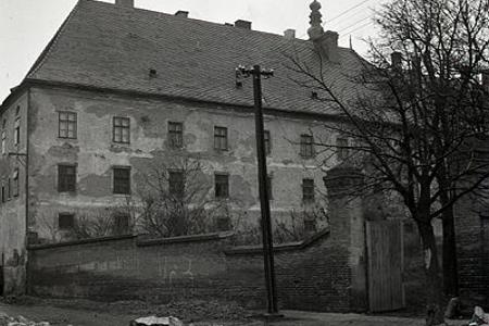 Rok 1957: Trnavské vlastivedné múzeum bude sídliť v bývalom kláštore klarisiek 