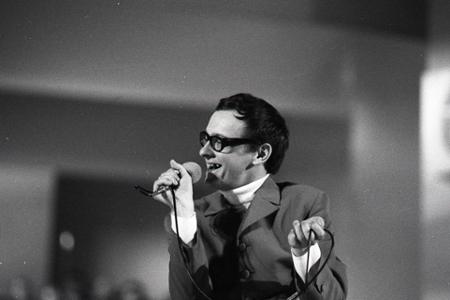 Rok 1971: Začali vysielať televíznu reláciu Vtipnejší vyhráva 