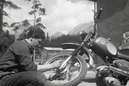 Rok 1968:  Košičan chcel zdolať tatranský štít na motorke