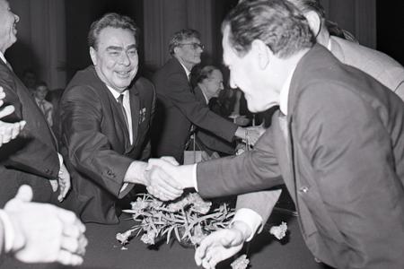 Rok 1968:Falošné objatia, bozky a slová ... blíži sa 21. august