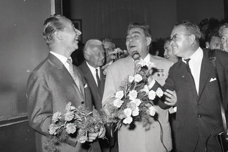 Rok 1968:Falošné objatia, bozky a slová ... blíži sa 21. august
