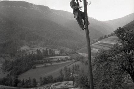 Rok 1953:V Žilinskom kraji má už každá obec telefón