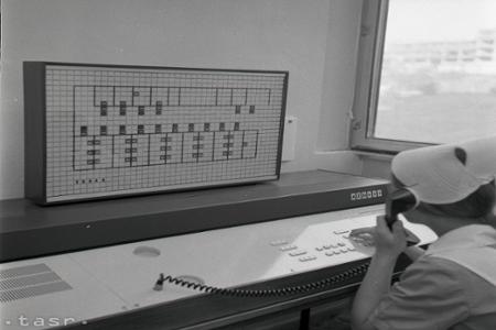 Rok 1973: V nemocniciach montujú prvé elektronické dorozumievače