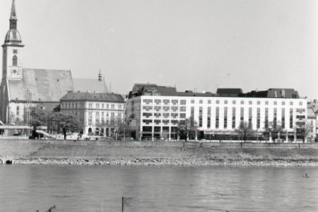 Rok 1992: Hotel Danube, nová pýcha Bratislavy