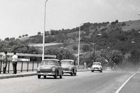 Rok 1968: Nová budova colnice v Slovenských Ďarmotách