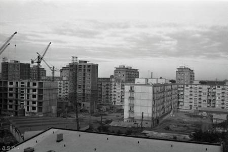 Rok 1961: Na ulici Februárového víťazstva v Bratislave stavajú nové byty
