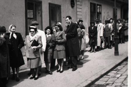 Rok 1948: V Československu sa uskutočnili prvé neslobodné voľby