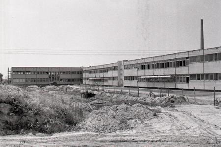 Rok 1975: V Komárne do konca roka dokončia nový Závod 29. augusta 