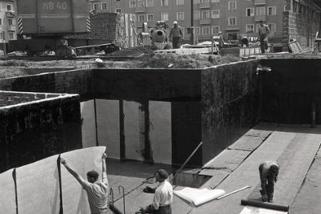 Rok 1961: Výstavba bytov v Trenčíne