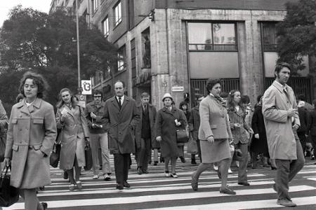 Rok 1972: V Bratislave počítajú chodcov, chcú nové podchody 