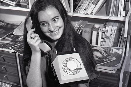 Rok 1970: Na trhu sa objavuje dizajnový telefón 