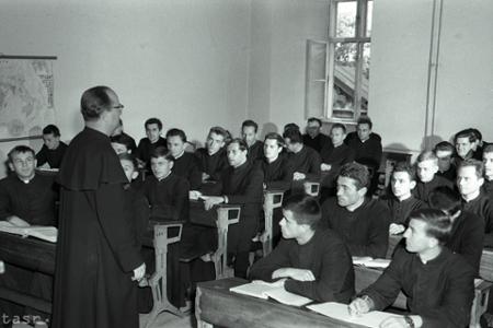 Rok 1965: Výchova kňazského dorastu