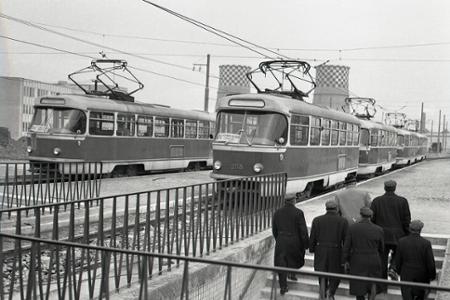 Rok 1964: Medzi Košicami a VSŽ začína jazdiť električka