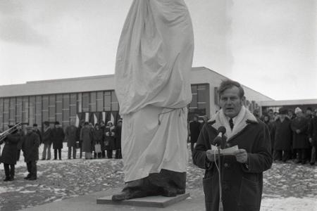 Rok 1973: Bratislave pribudla socha Mikuláša Kopernika