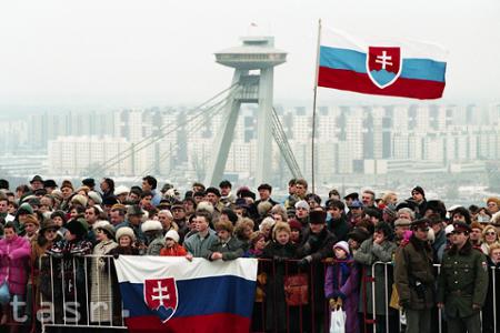 Rok 1993: Inaugurácia prvého prezidenta samostatnej SR