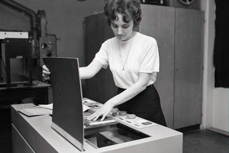 Rok 1972: Vyrobili prvý čs. kopírovací stroj